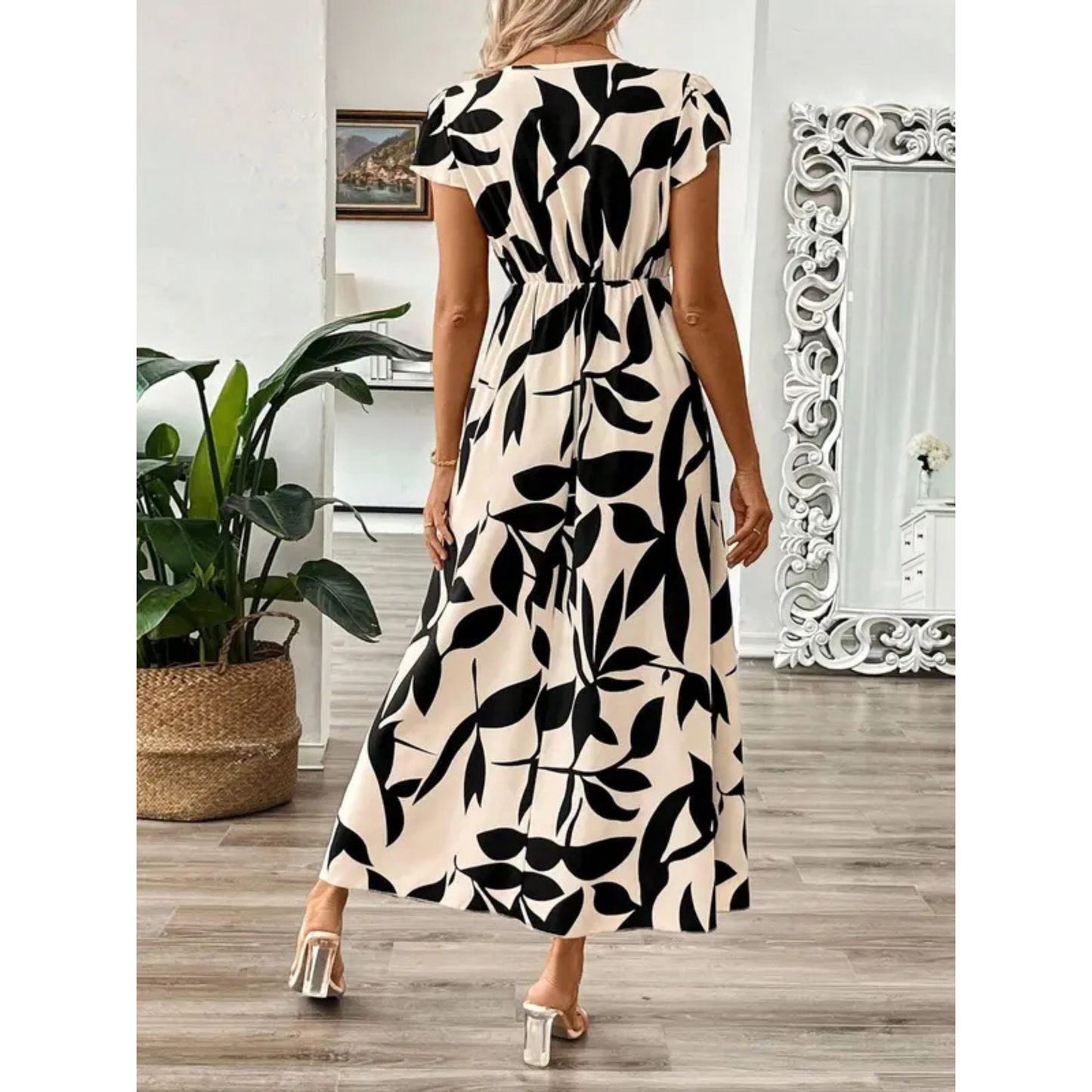 Freya – Petal Print Maxi Dress