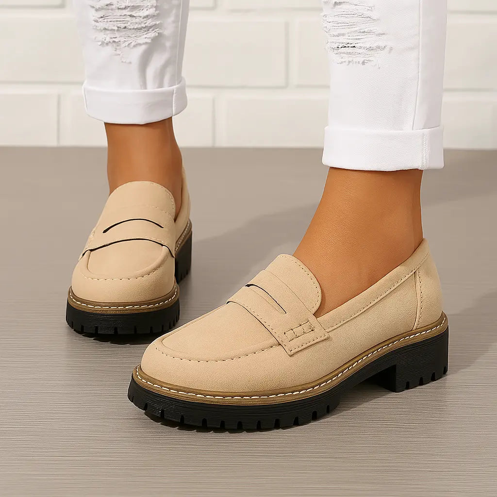 Nadia | Zeitlose Loafer aus Wildleder
