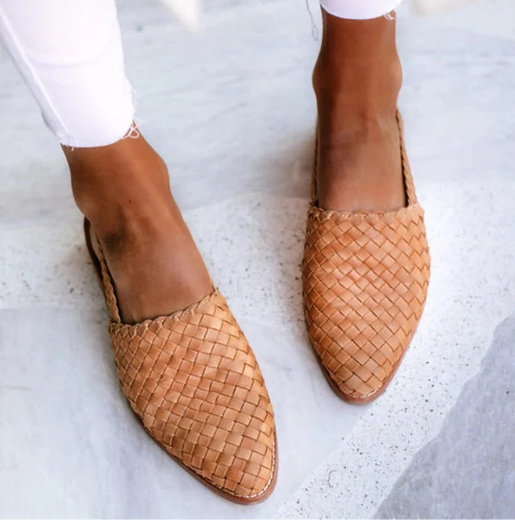 LUNA | ORTHOPAEDIC SHOES WITH CLASSIC COMFORT