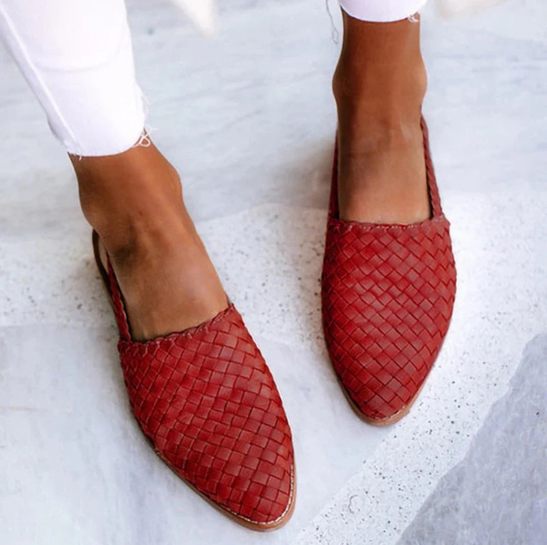 LUNA | ORTHOPAEDIC SHOES WITH CLASSIC COMFORT